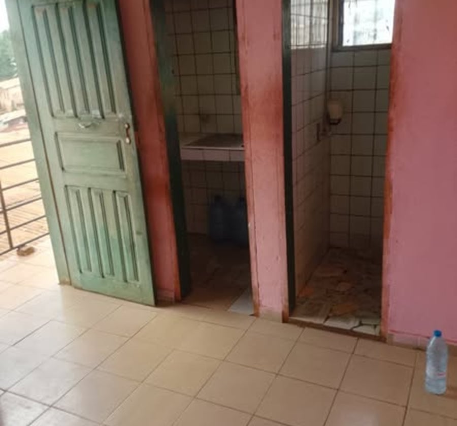 Chambre moderne 3 pièces - Nkomo, Yaoundé