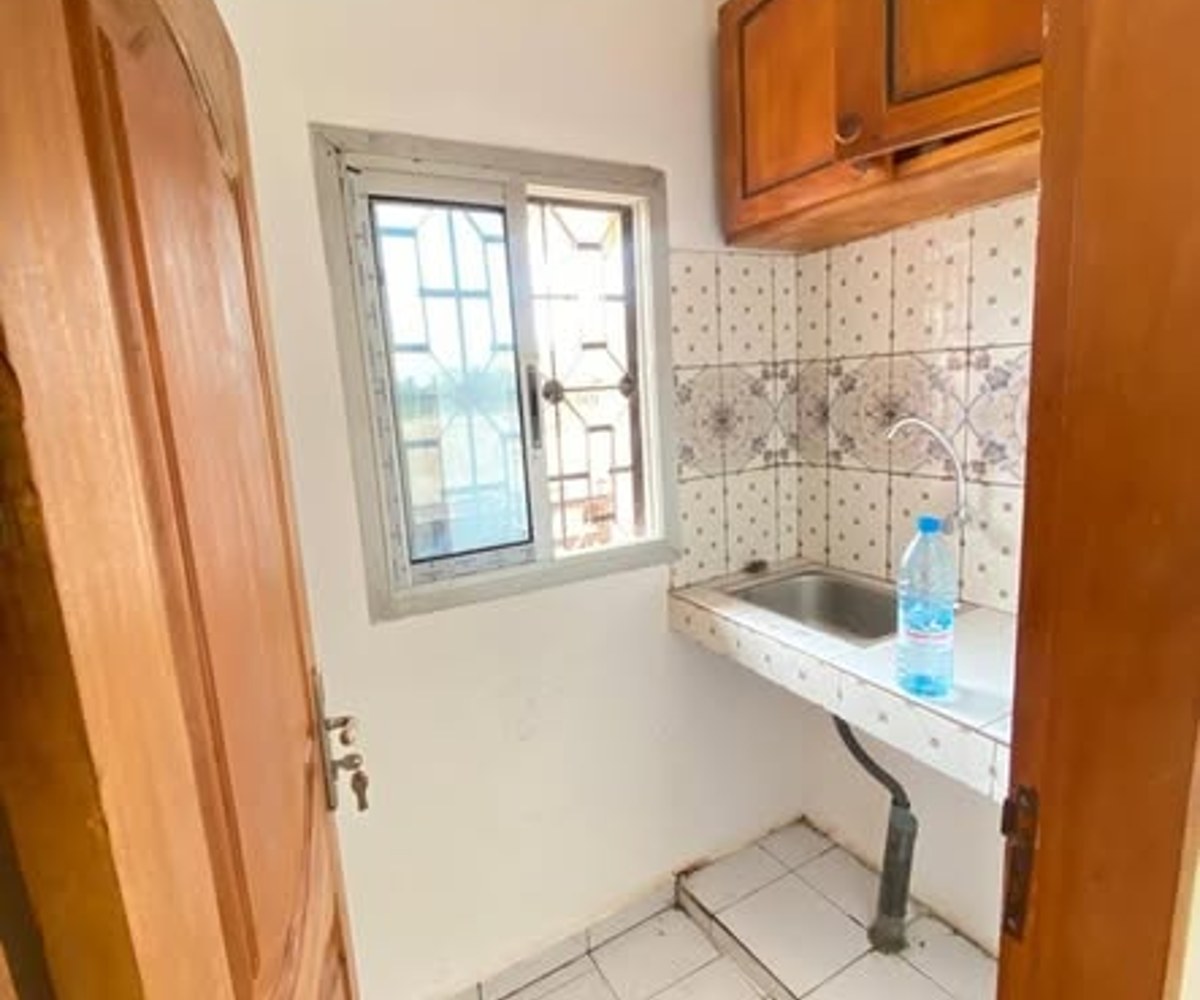 Studio moderne à Bonamoussadi, Douala