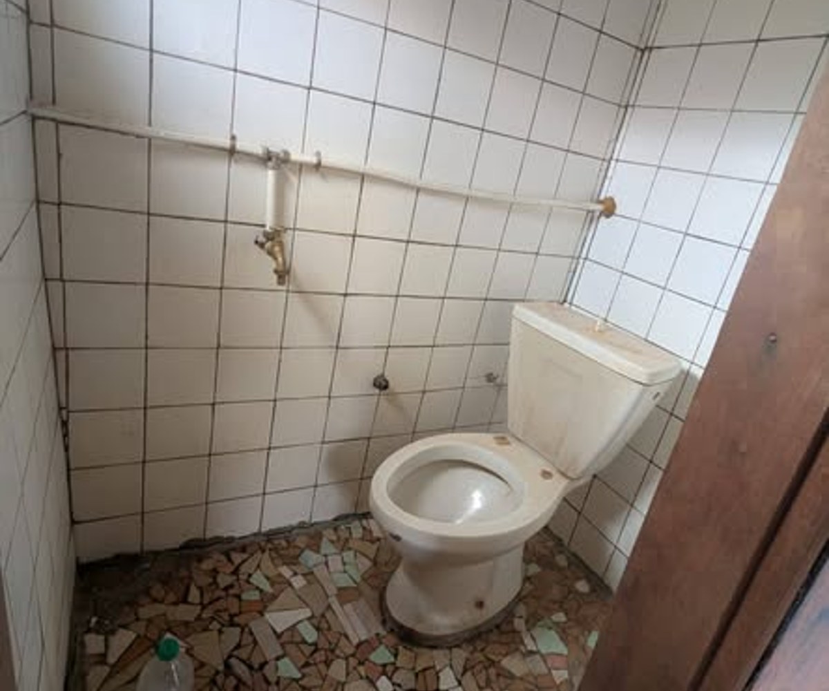 Chambre moderne à louer à TKC, supérette