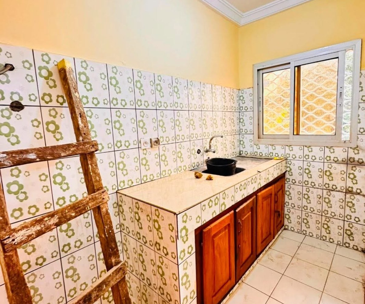 Appartement haut standing à louer - Nsimeyong, Terre Rouge
