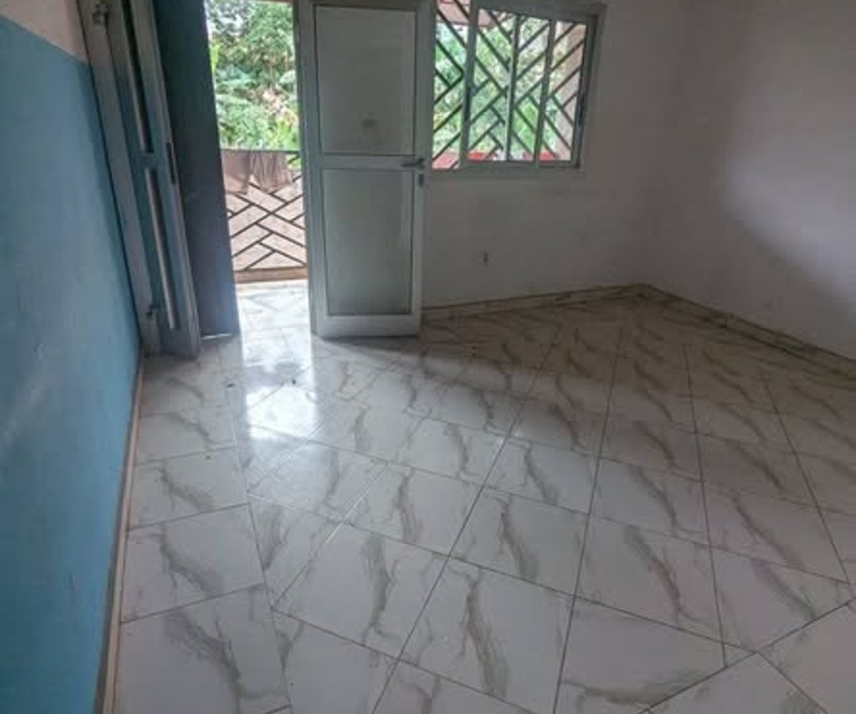 Appartement moderne à Tsinga Village
