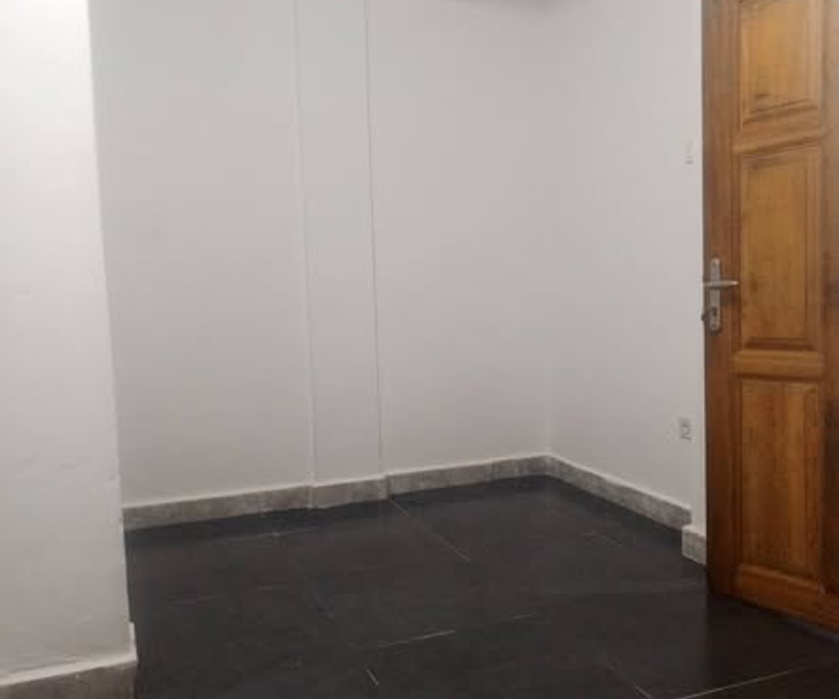 Studio moderne à louer à Ndogpassi II