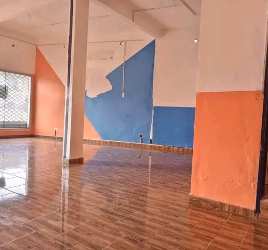 Boutique à louer à Yaoundé Elig-Essono