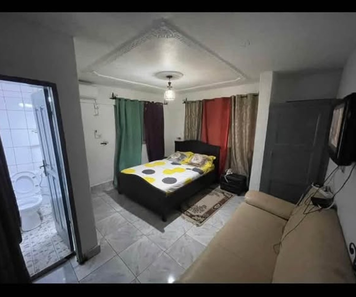 Chambre meublée discrète et sécurisée à Makepe Rhône-Poulenc