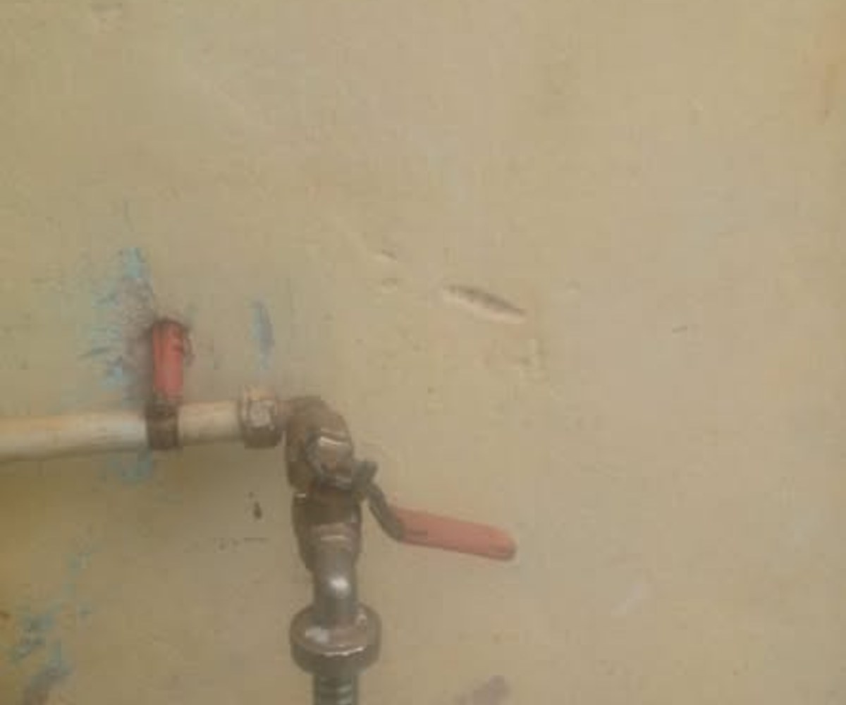 Studio simple propre à louer - Simbock, Yaoundé