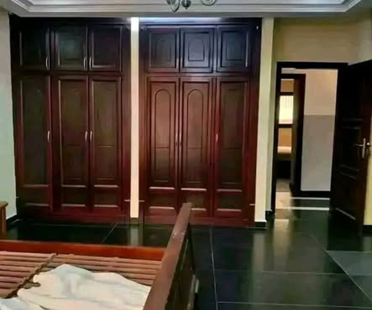 Appartement 4 chambres à Bastos