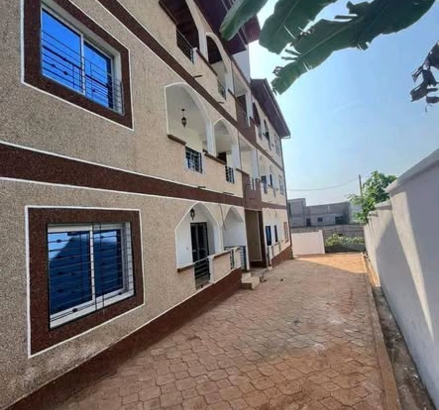 Appartement à louer - 2 chambres - Fourgerol, Yaoundé