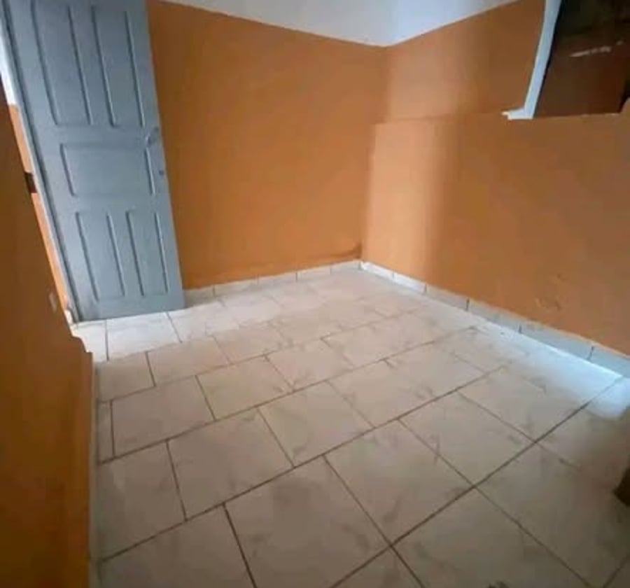 Studio moderne à Nyalla - Douala