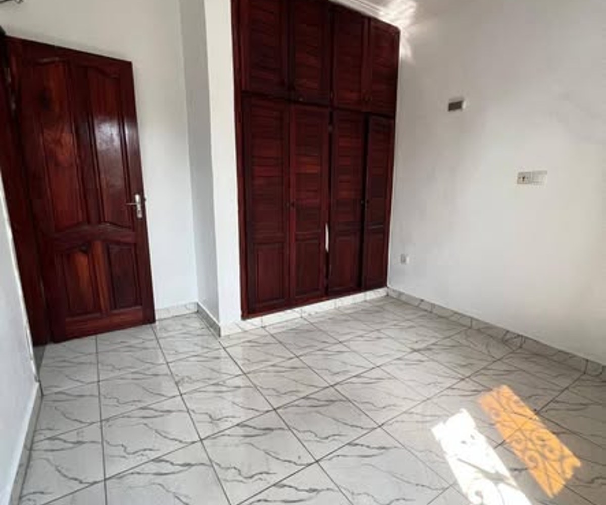 Studio haut standing à louer Logbessou
