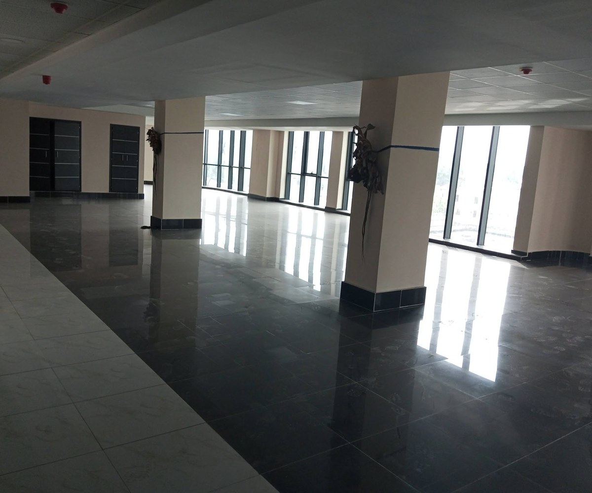 Open-space à louer à Bonanjo, Douala