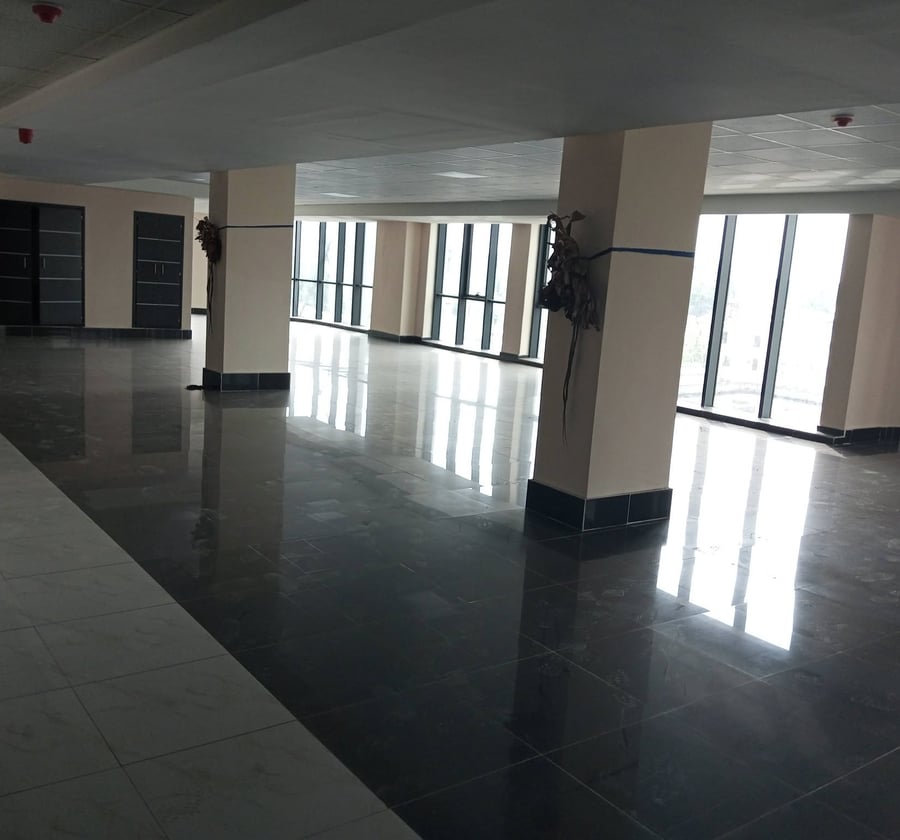 Open-space à louer à Bonanjo, Douala