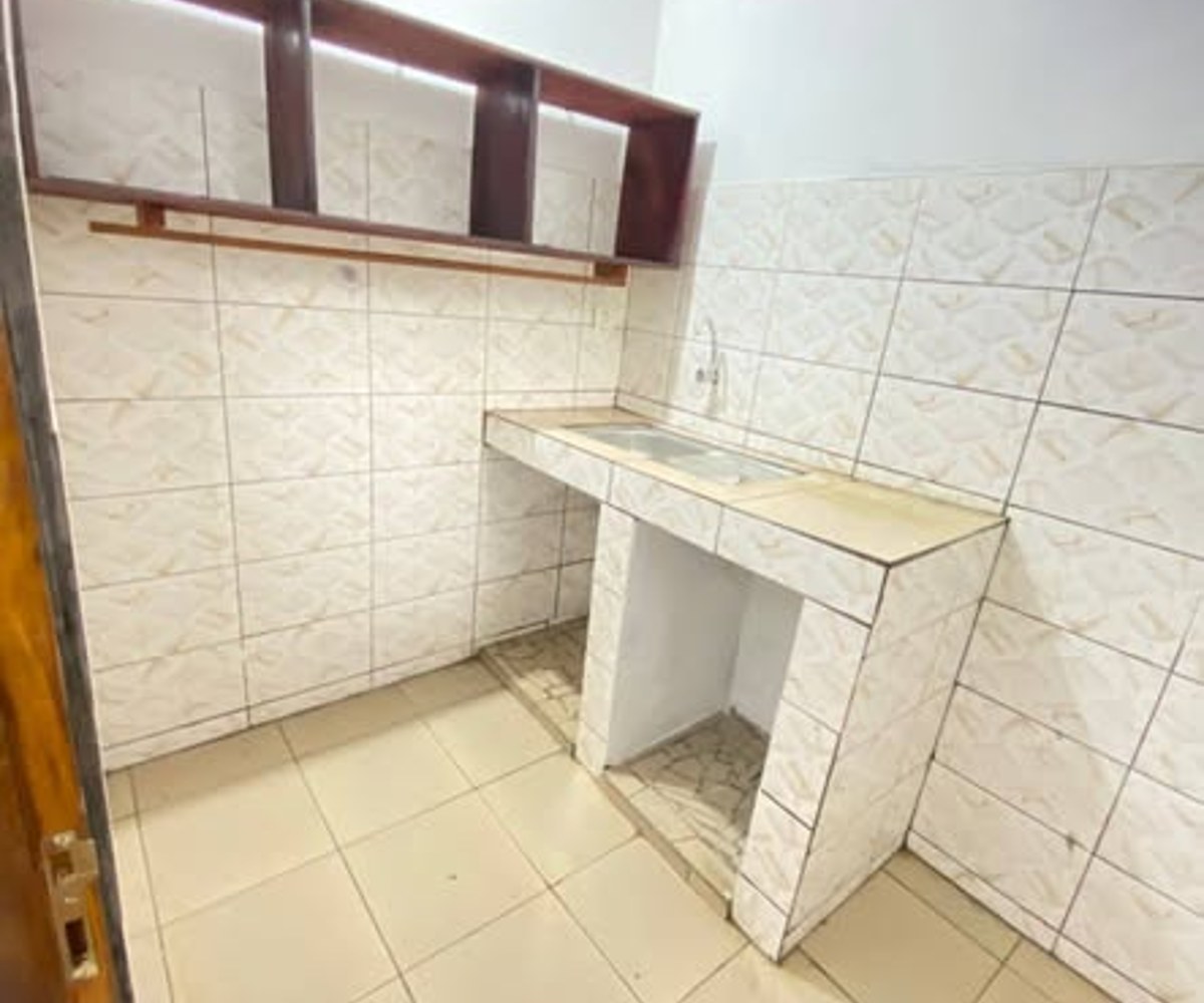 Studio moderne à louer à Etoug-Ebe