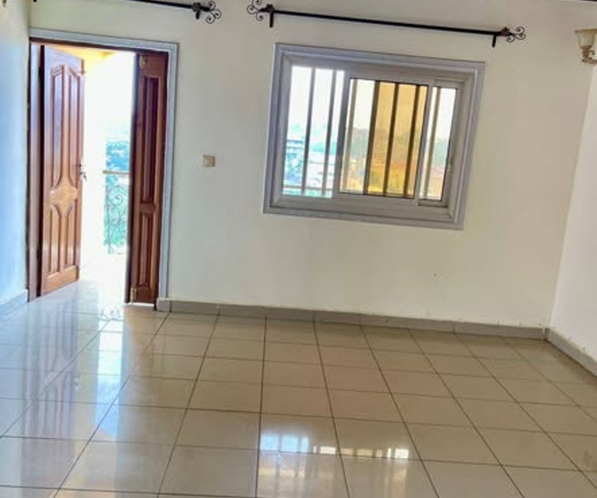 Appartement moderne à louer – Nsam, Sofavin