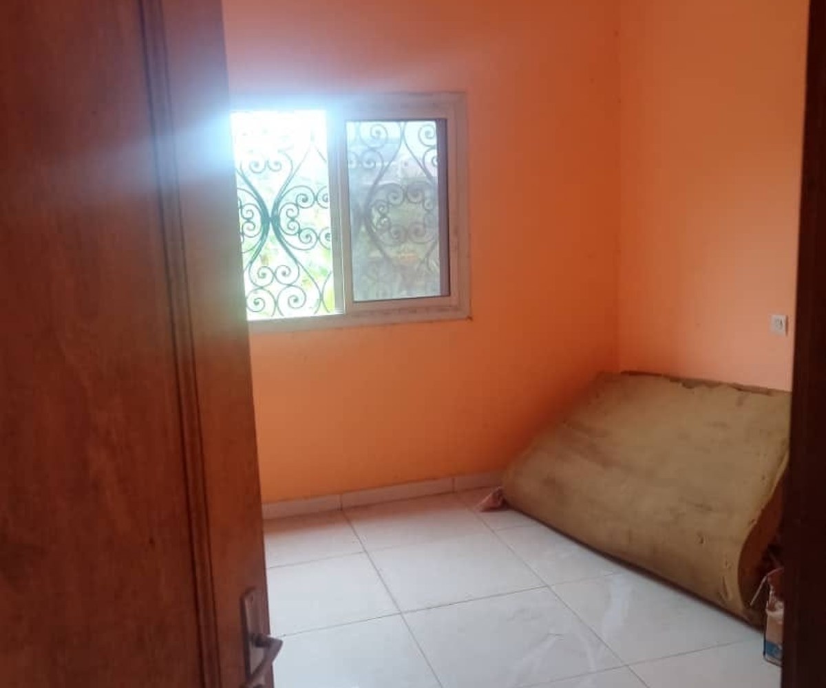 Appartement 3 chambres à louer à Yassa