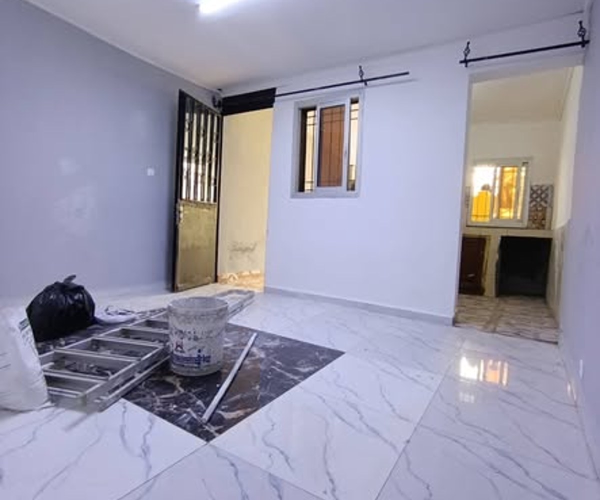 Studio moderne PK13 Douala