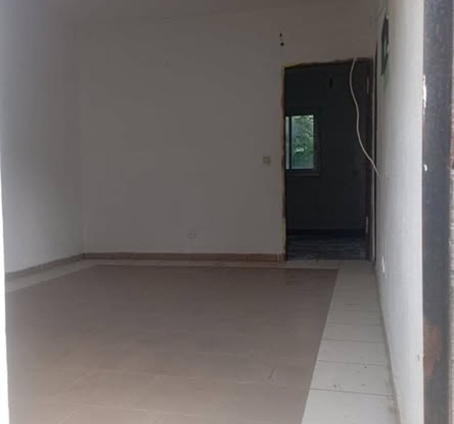 Studio moderne à louer à Beedi, Douala - 50 000 XAF/mois