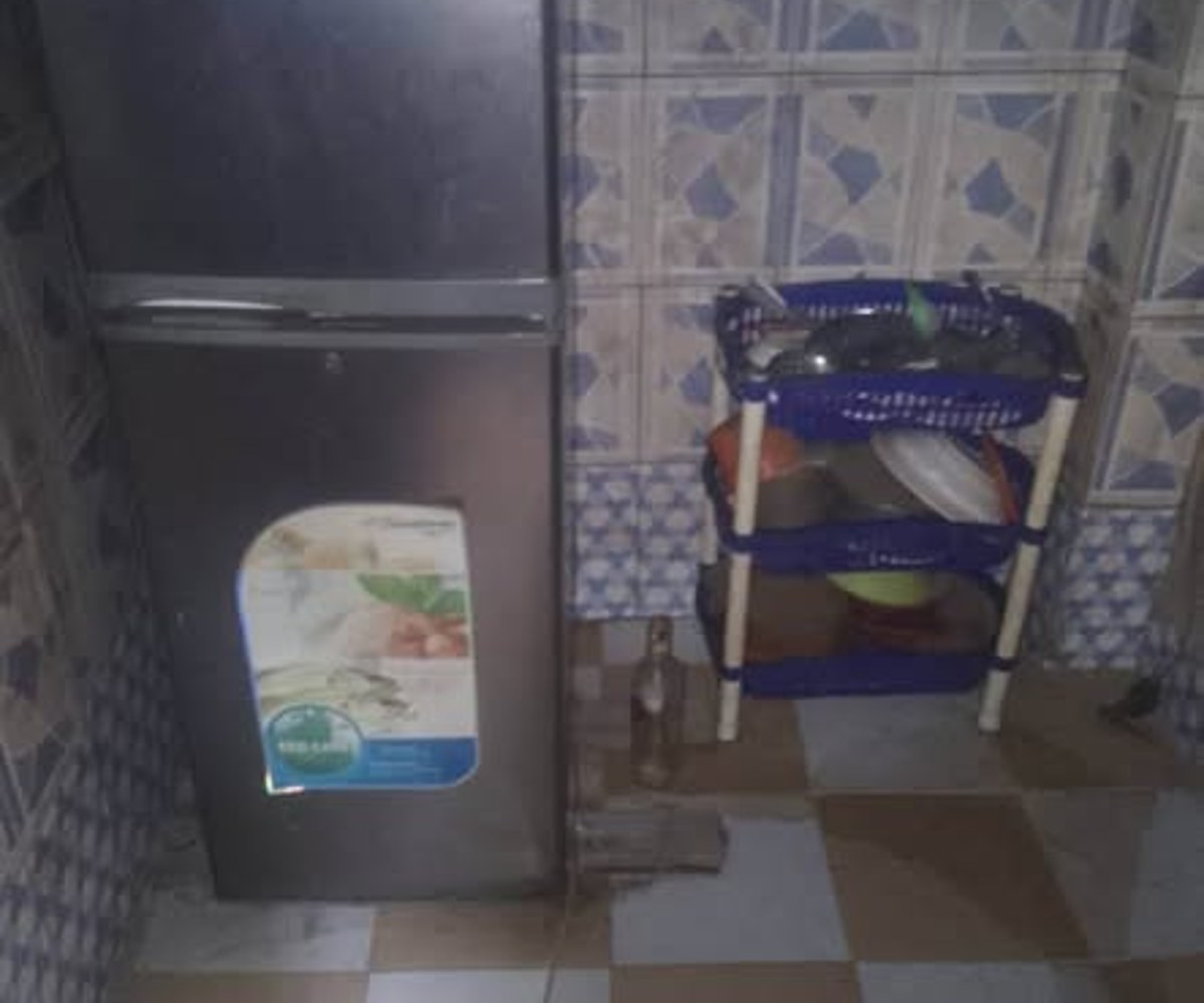 Studio à louer à Logbaba Carrière