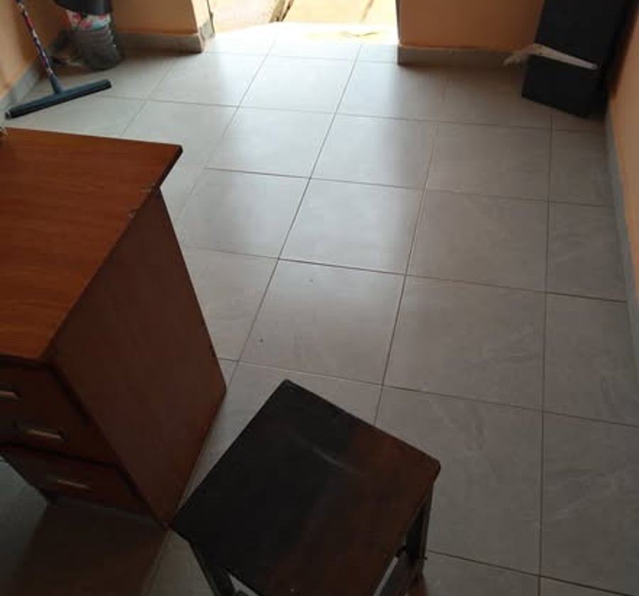 Boutique à louer - Ngousso, Yaoundé