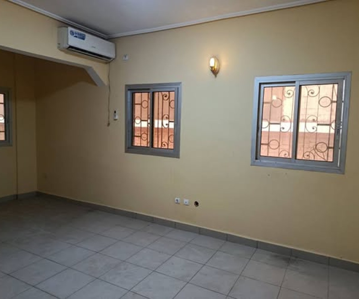 Appartement climatisé 2 chambres - PK 8, Douala