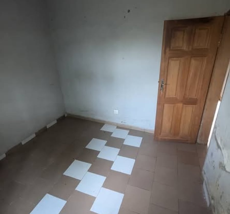Studio moderne 4 pièces à Nkolfoulou