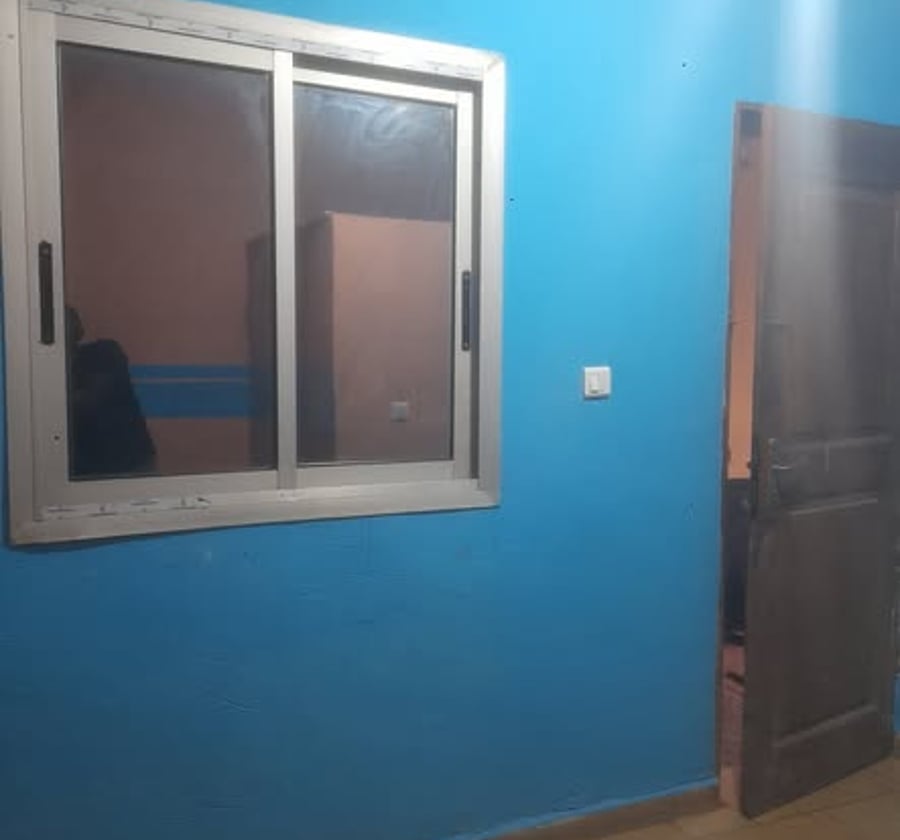 Chambre moderne à Etoug-Ebe