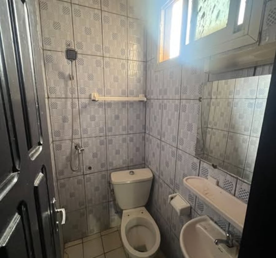Studio moderne à louer - Rond-point Damas, Yaoundé