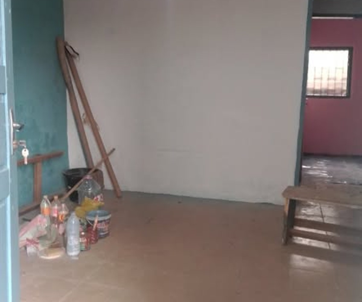 Maison à louer à Anguissa