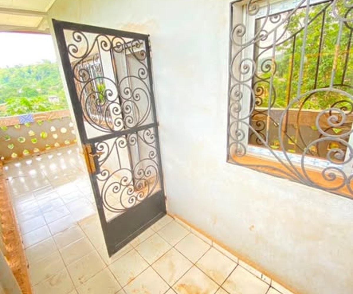 Appartement moderne à louer – Carrefour TSimi