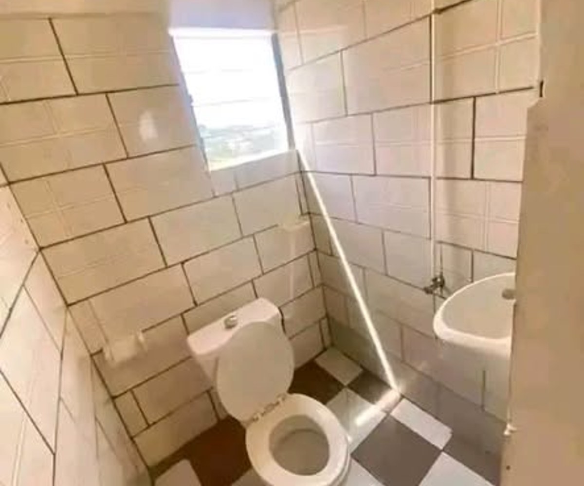 Chambre à louer à Logbessou