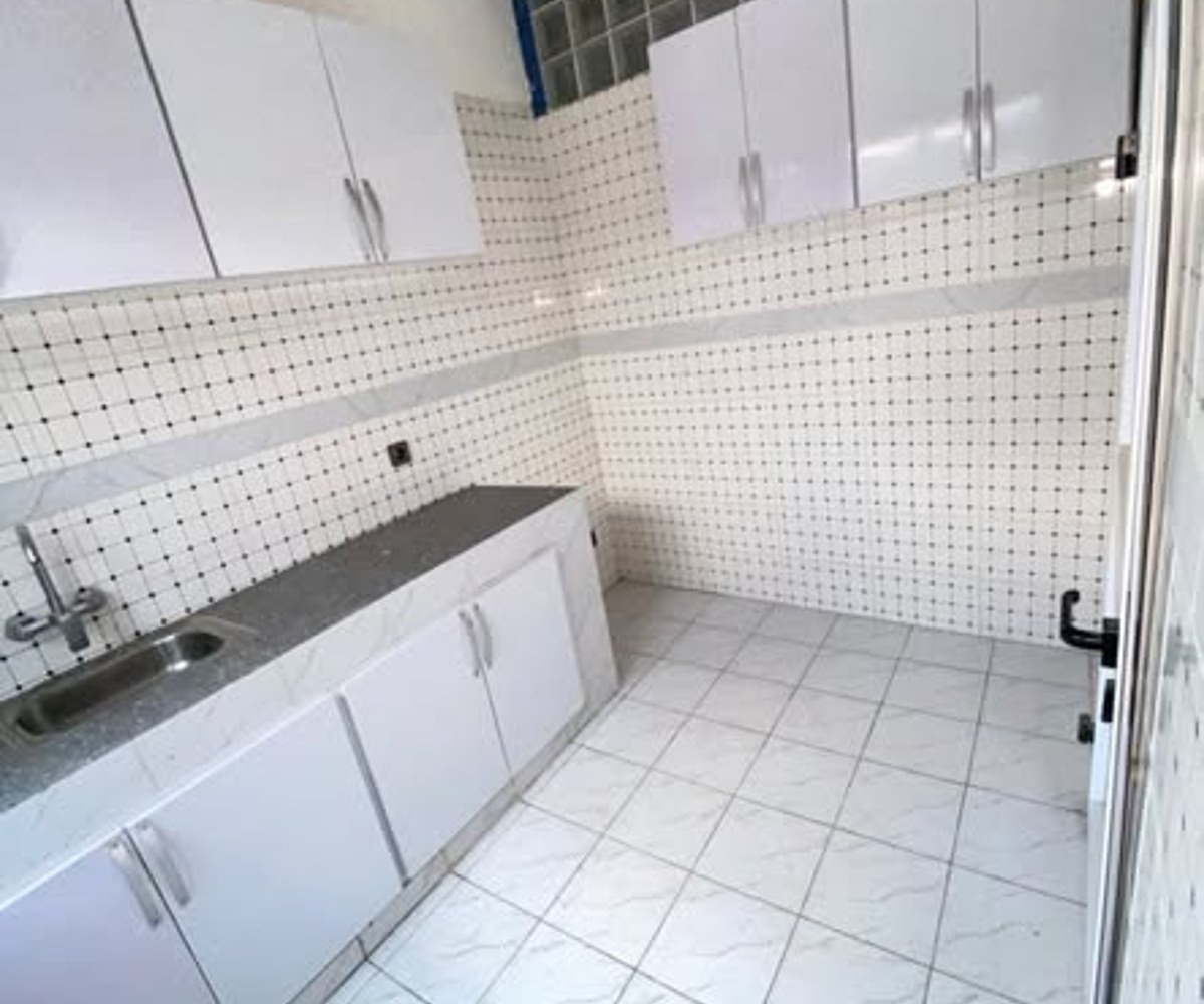 Appartement 2 chambres à Efoulan