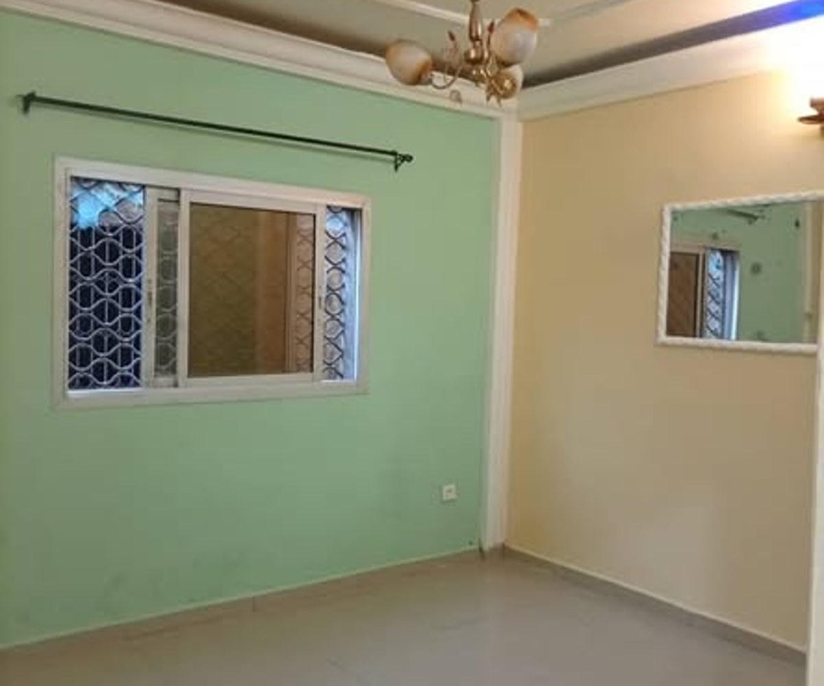 Studio moderne à louer à Beedi