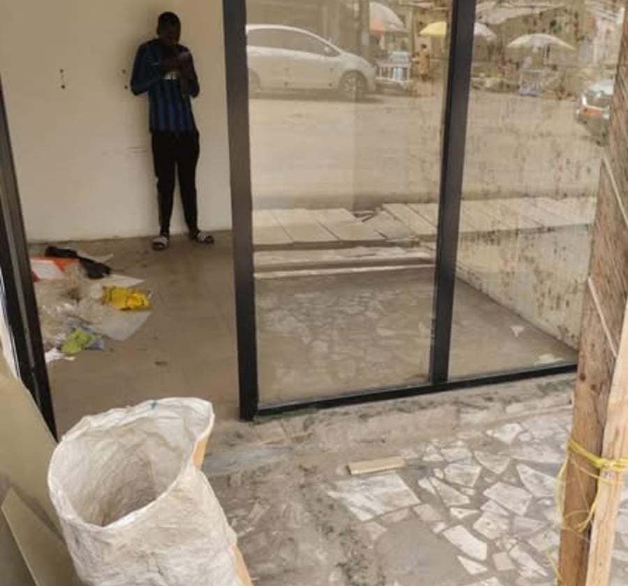 Boutique à louer - Akwa Nord, Douala