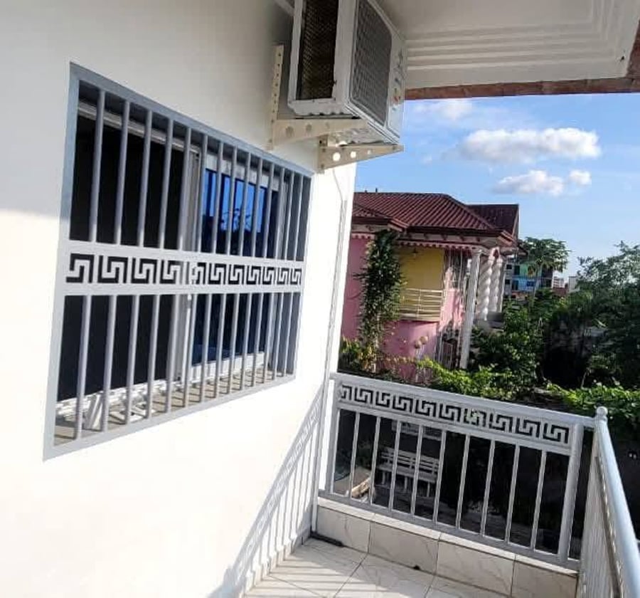 Appartement moderne 2 chambres à louer à Logbessou (Douala)