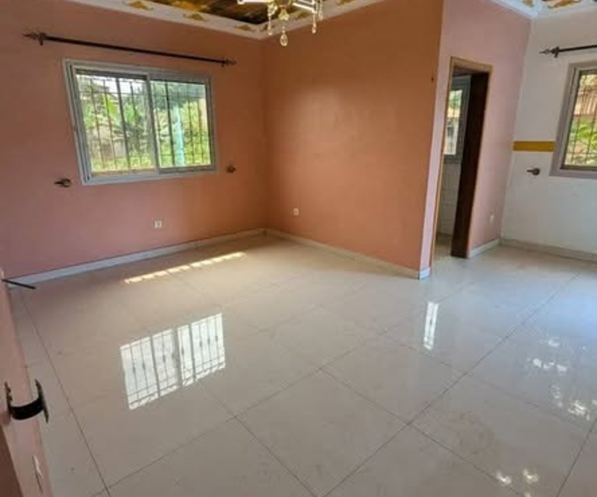 Appartement 2 chambres - Carrefour Nkolfoulou