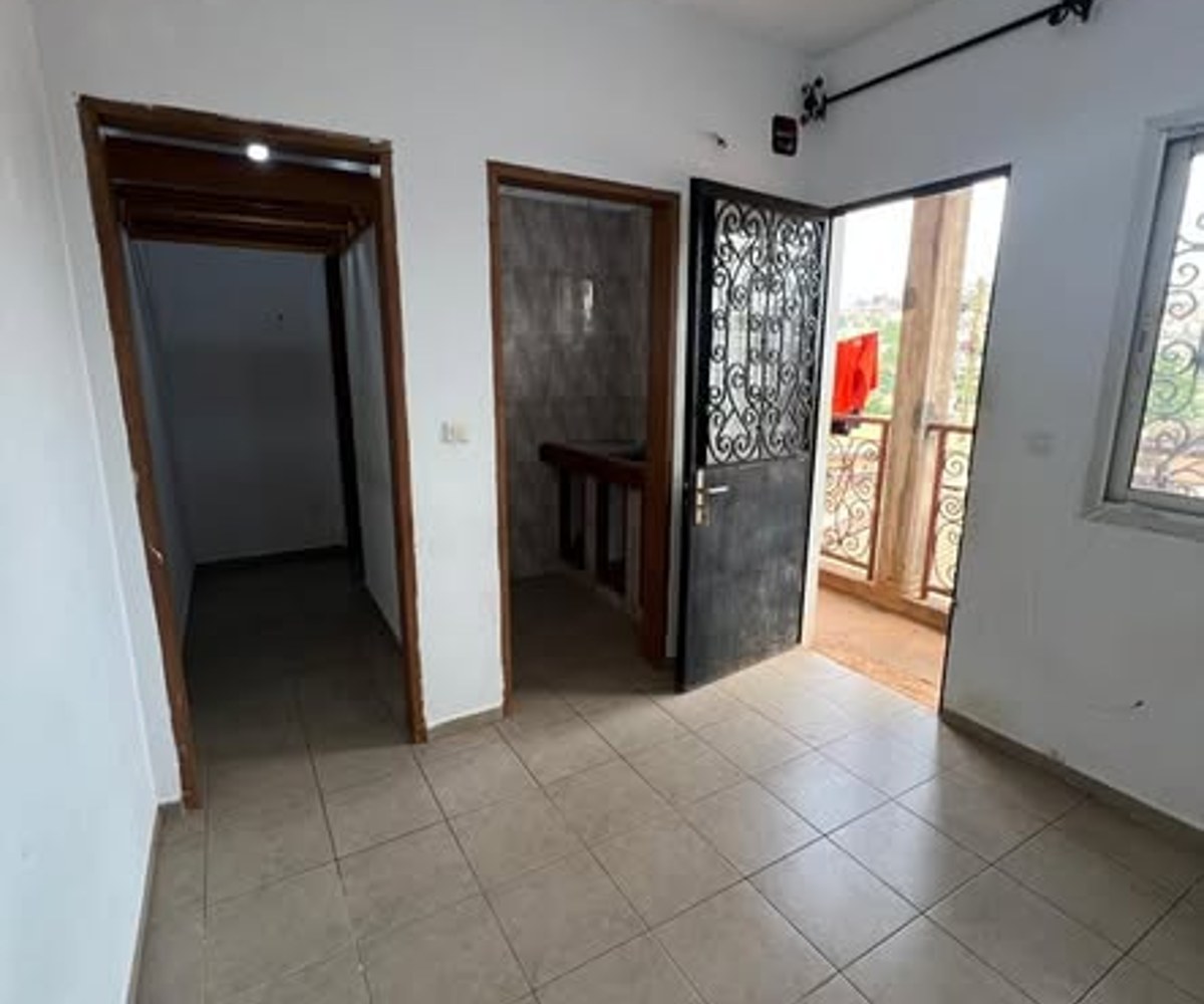 Chambre moderne à TKC
