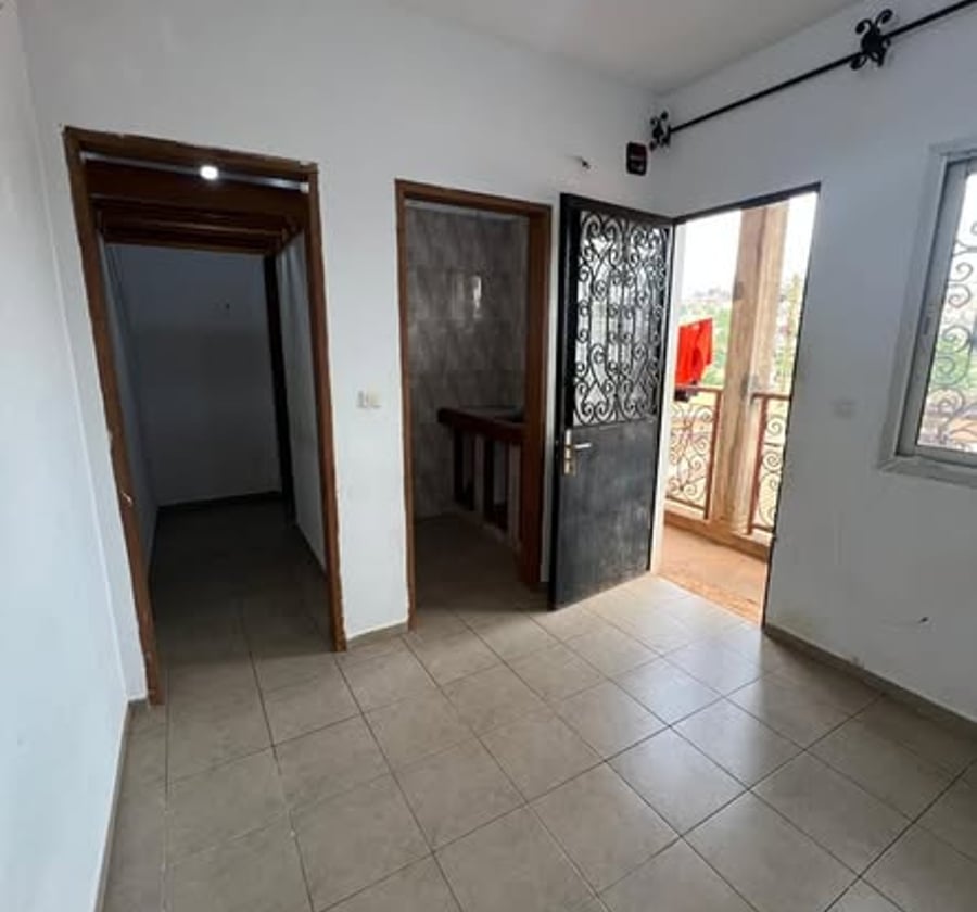 Chambre moderne à TKC