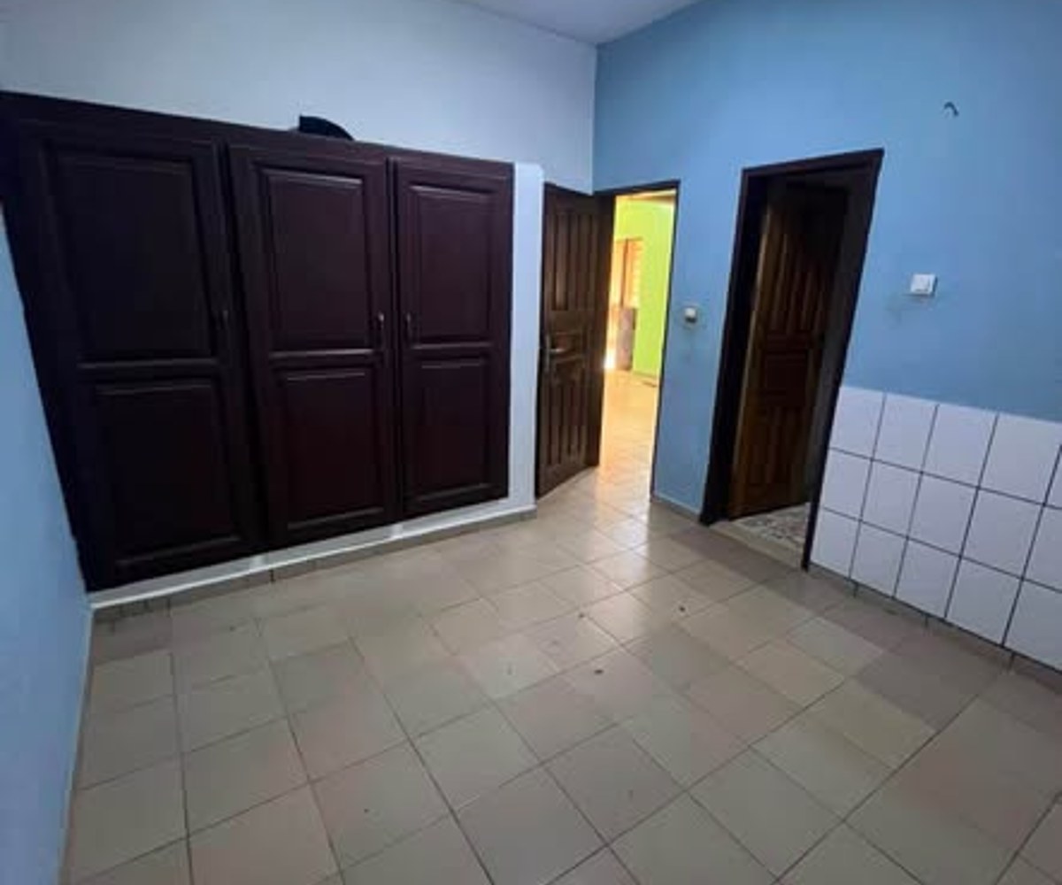 Appartement à louer à Mendong - 3 chambres