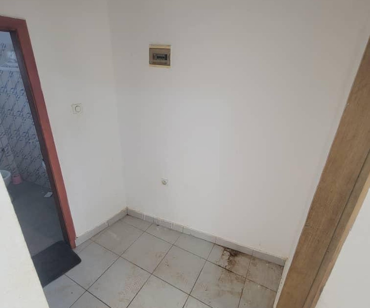 STUDIO À LOUER 50.000f à NGOUSSO
