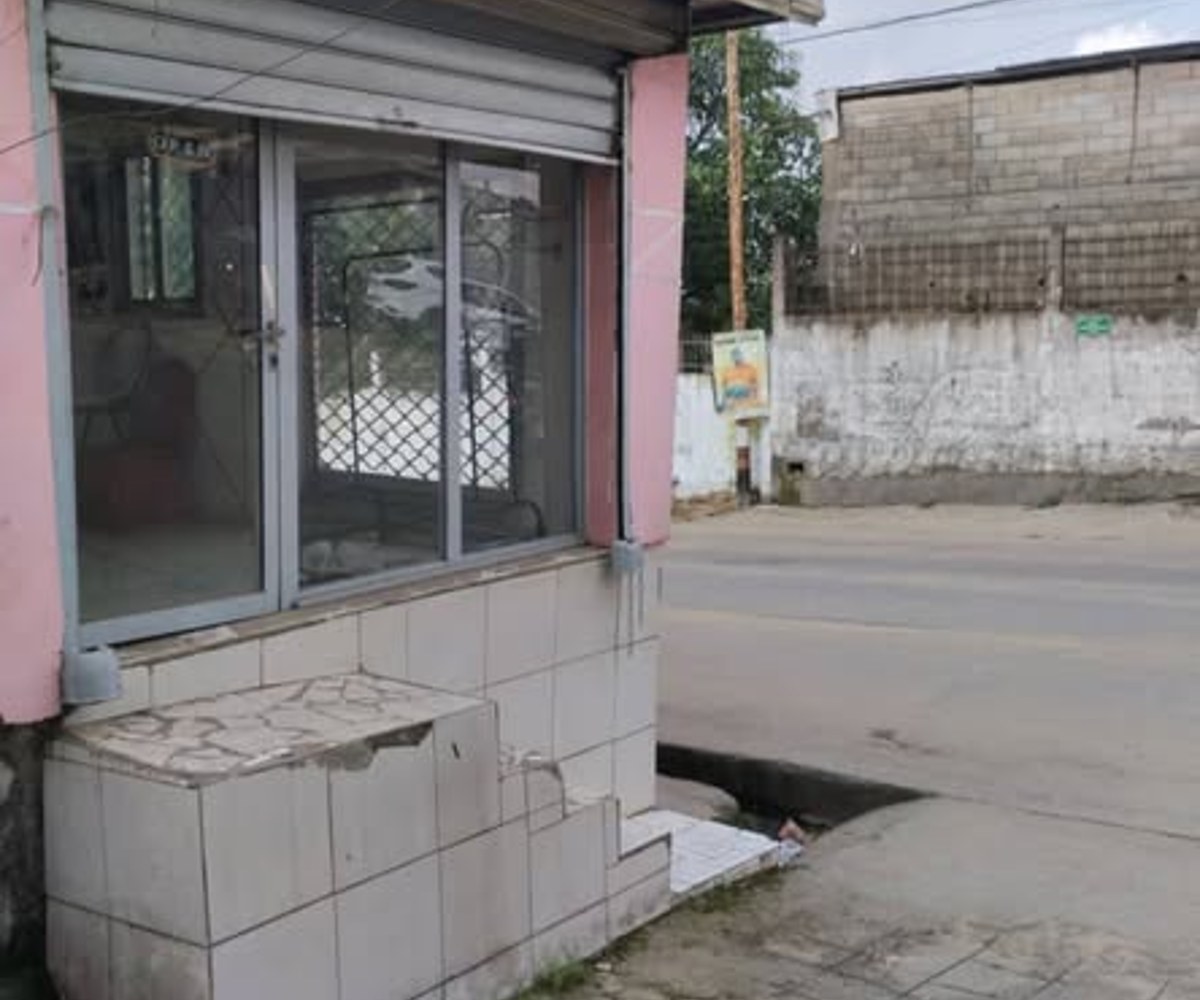 Boutique à louer à Akwa Nord