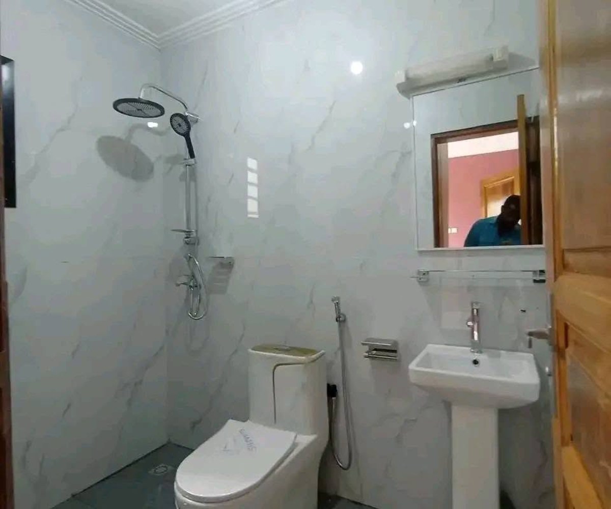 Duplex haut standing à louer à Olembe, Yaoundé