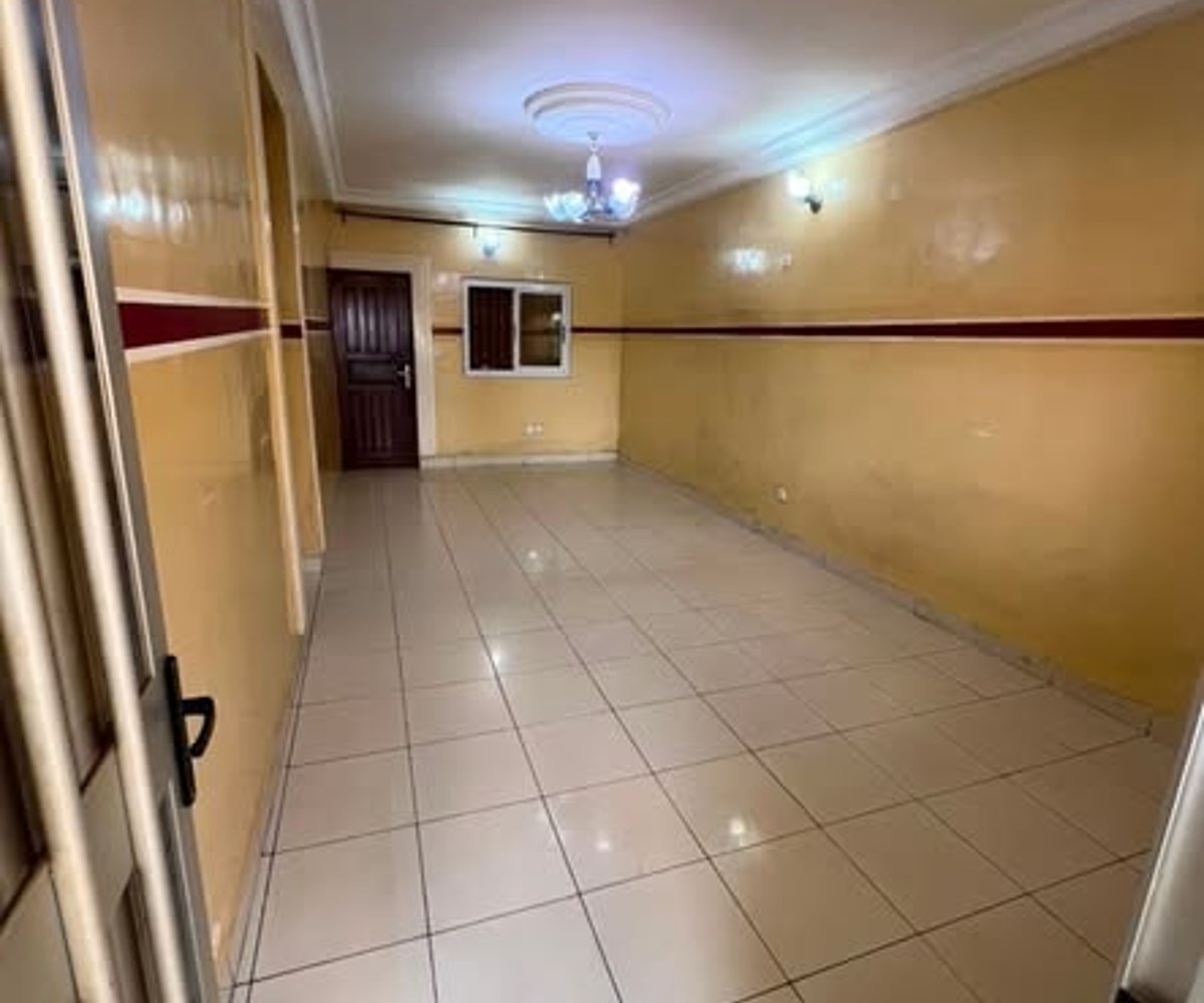 Appartement à louer – Mendong Gendarmerie