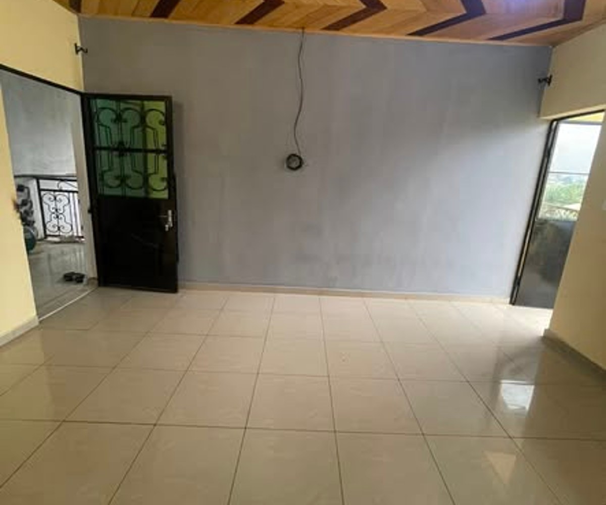 Studio moderne à Nyalla Kambo - 40 000 FCFA/mois