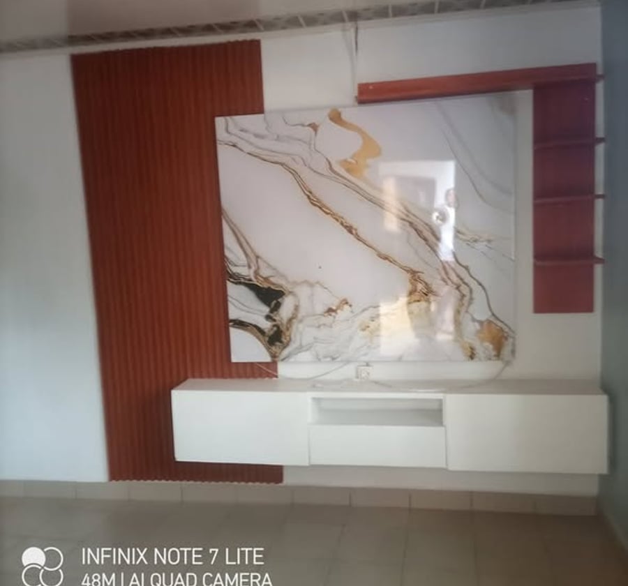 Appartement moderne à louer - Petit Marché Odza