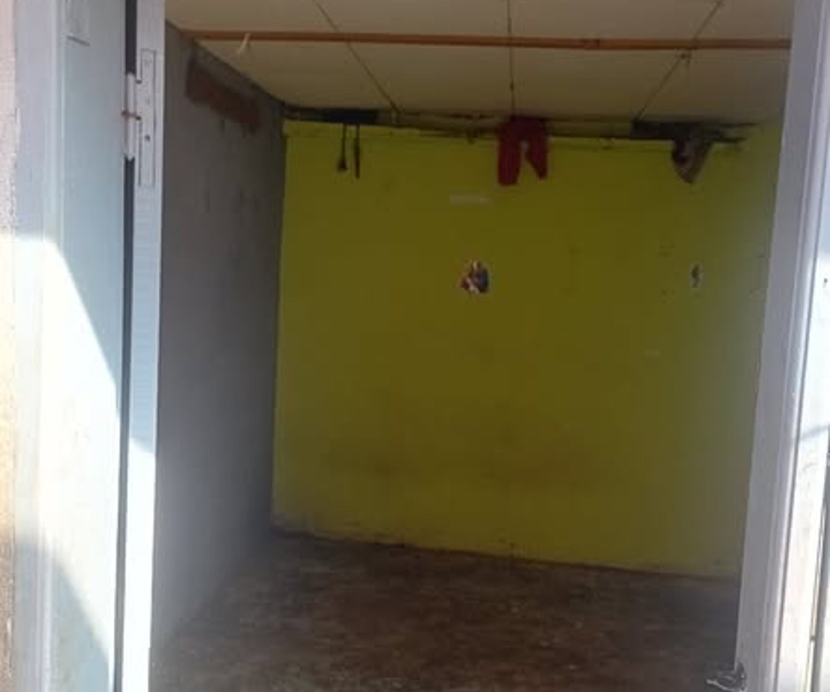 Chambre simple à louer - Nkolmesseng