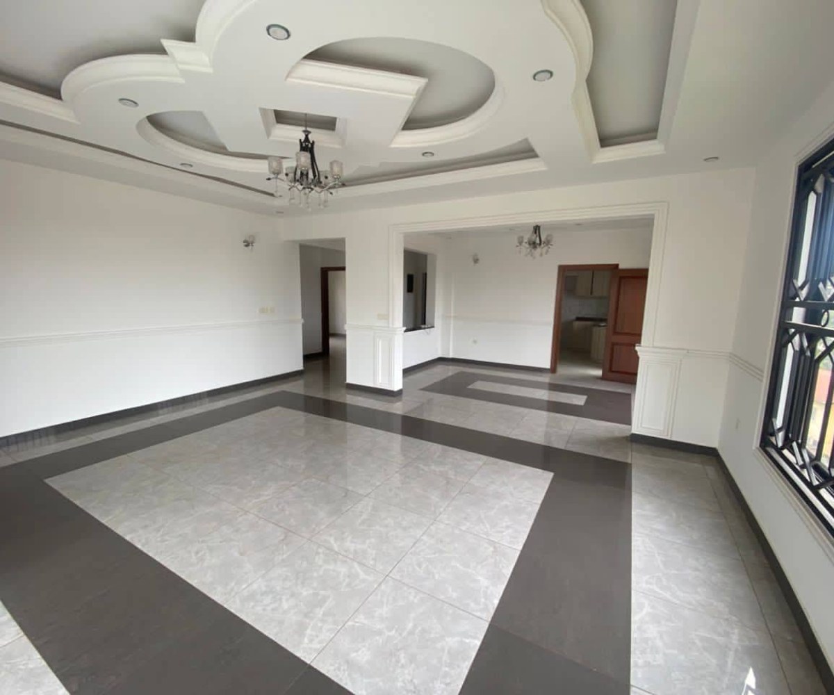Appartement Moderne à Bastos - 2 Chambres