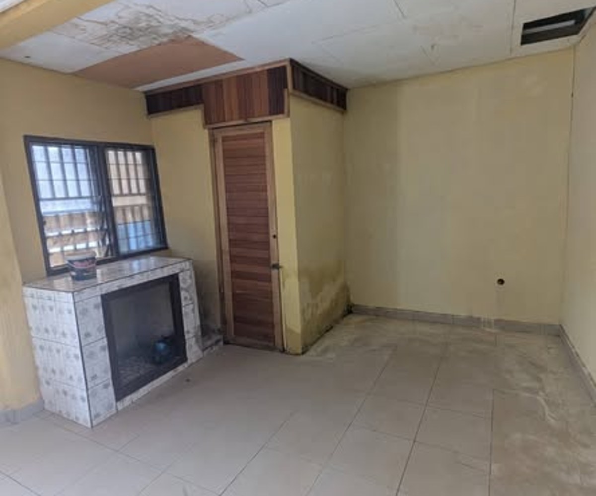 Grande chambre moderne à louer - Auberge bleue, Douala