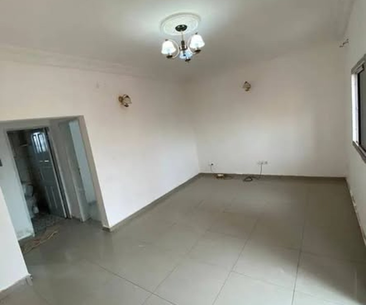 Grand studio moderne à louer à Yaoundé Ahala Obamongola