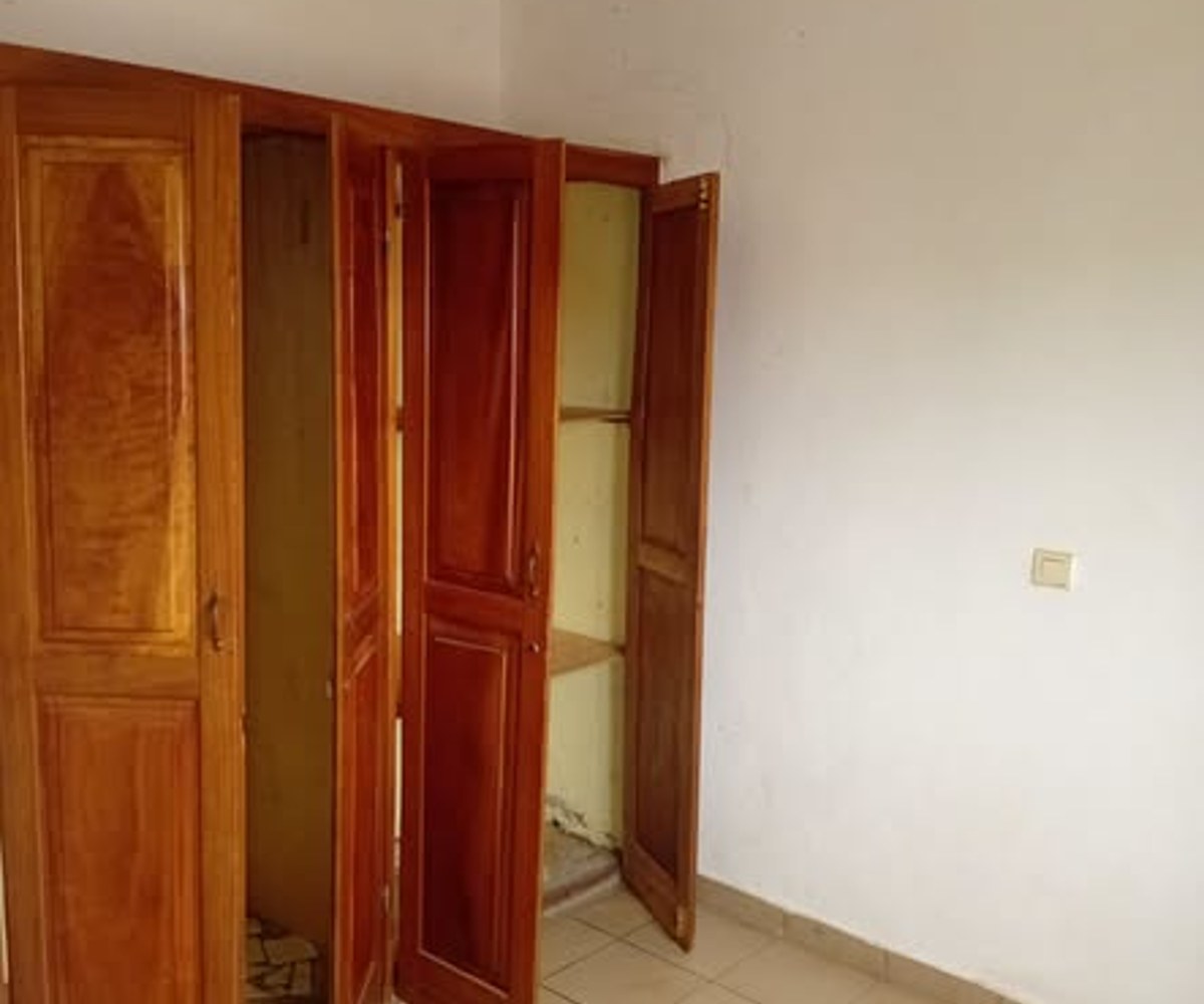 Appartement à louer - Mimboman-Maetur, 3 chambres