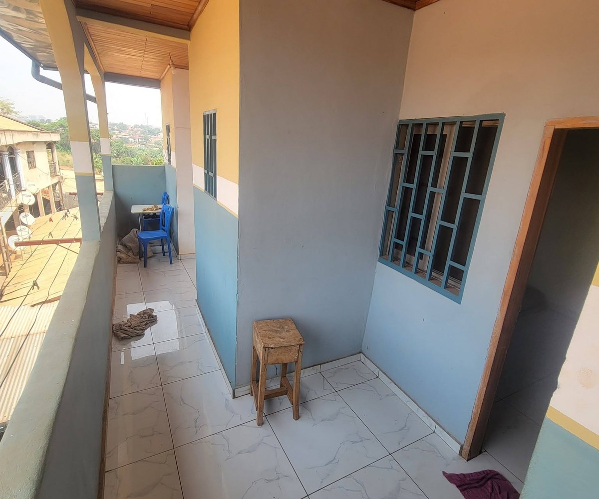 Chambre à louer près du petit marché – Fourgerol