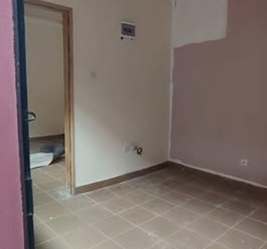 Studio moderne neuf à Deido